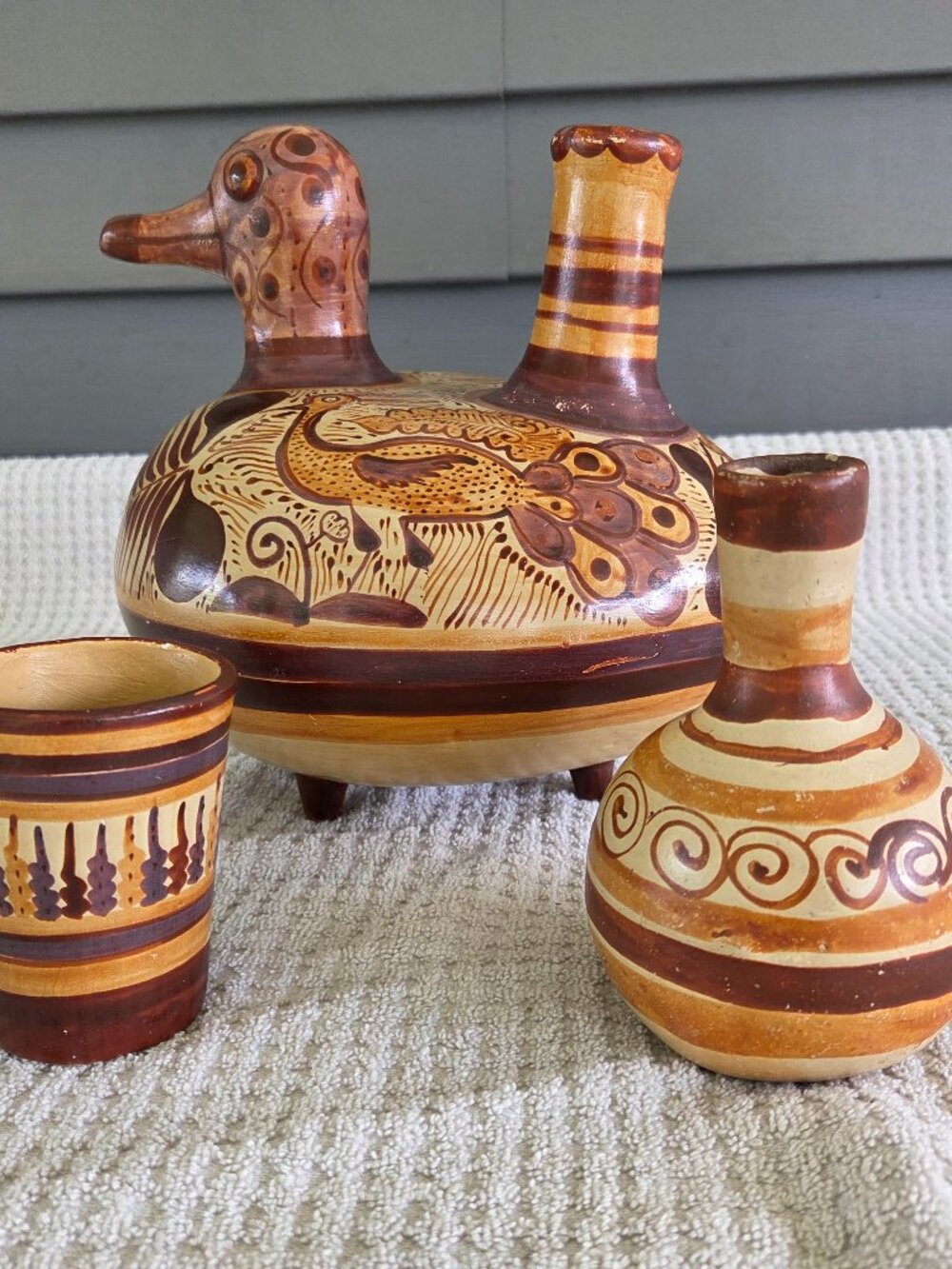 Vintage Tonala Pottery Duck Figurine Hand Painted Mexican Folk Art 3 Pieces